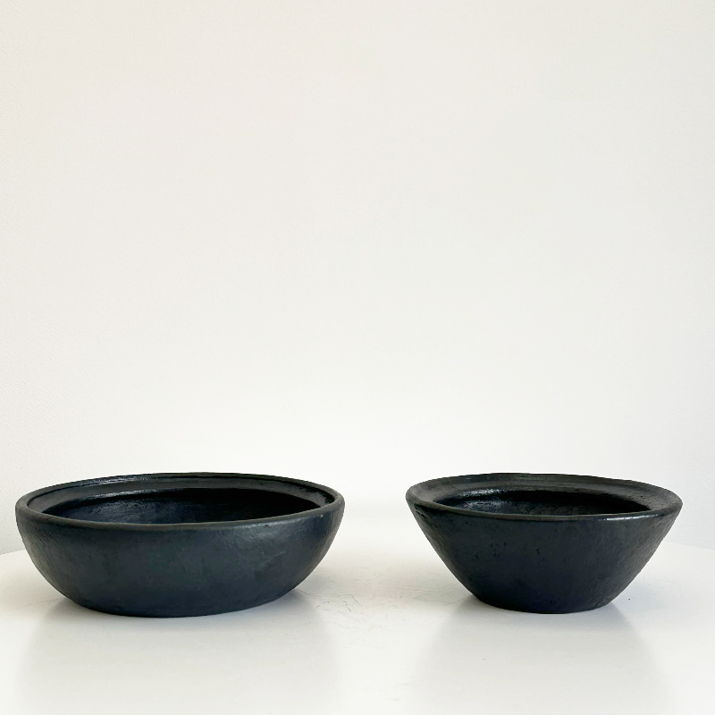 Tibetan Wood‑Fired Rimmed Bowl – 7.5 in Handmade