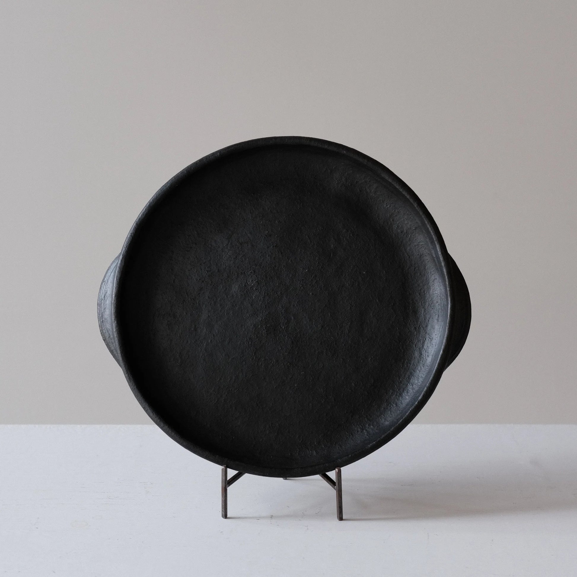 Tibetan Black Pottery Double‑Ear Tray – Handmade Rustic Plate