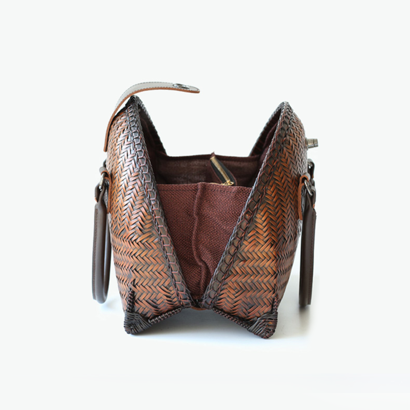 Handwoven Bamboo Shell Bag — Vintage-Inspired & Eco‑Chic