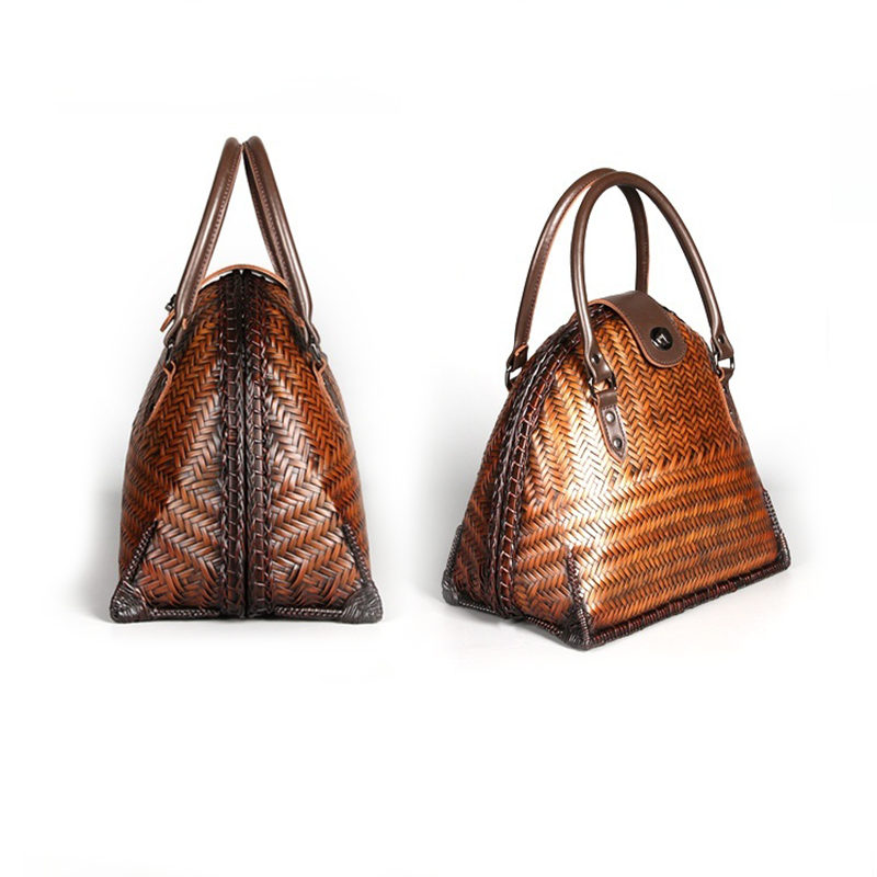 Handwoven Bamboo Shell Bag — Vintage-Inspired & Eco‑Chic