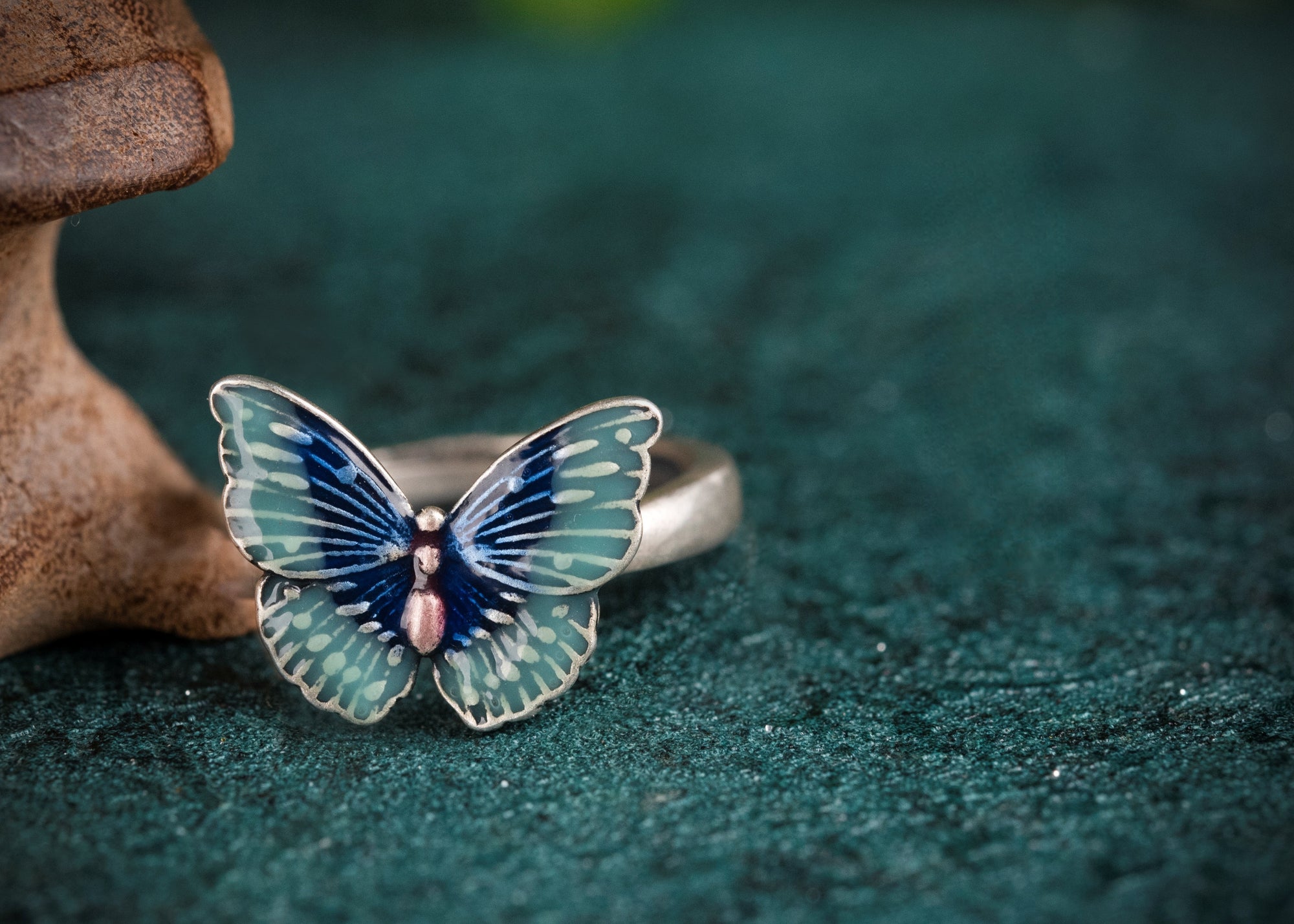 Tibetan “Love‑Wing” Butterfly Ring | 925 Silver Cloisonné