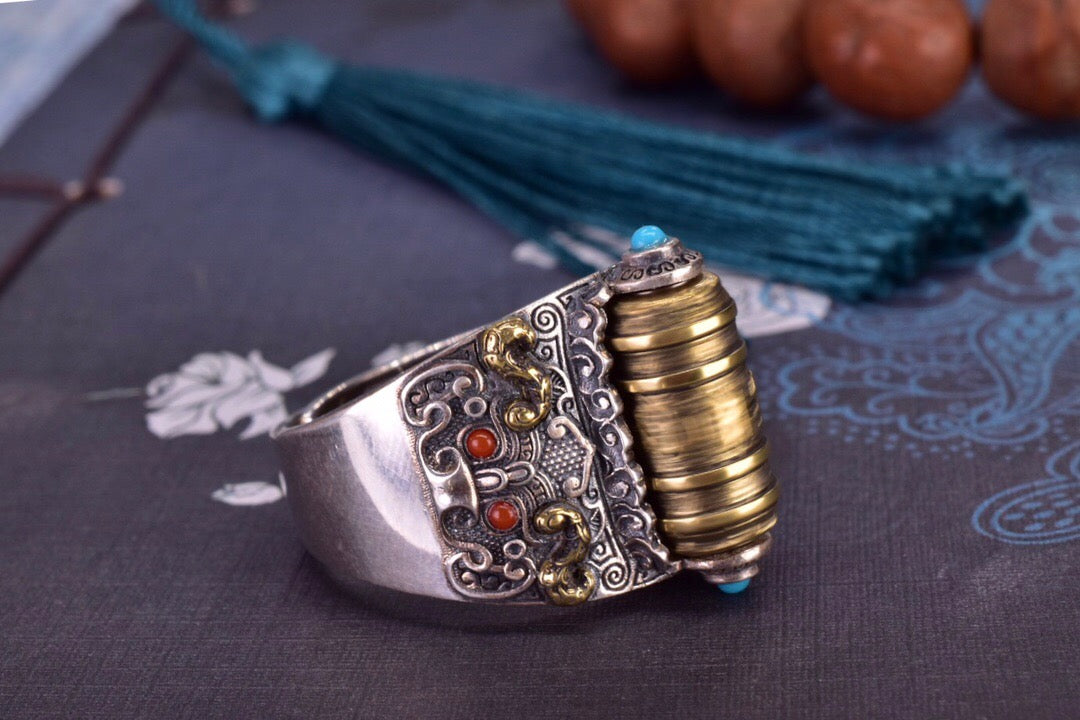 Spinning Mantra Taotie Ring | 925 Silver, Turquoise & Agate