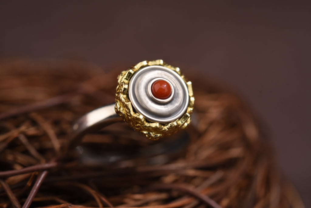 Tibetan Lotus Ring | 925 Silver, 24 k‑Plated Brass & Gem