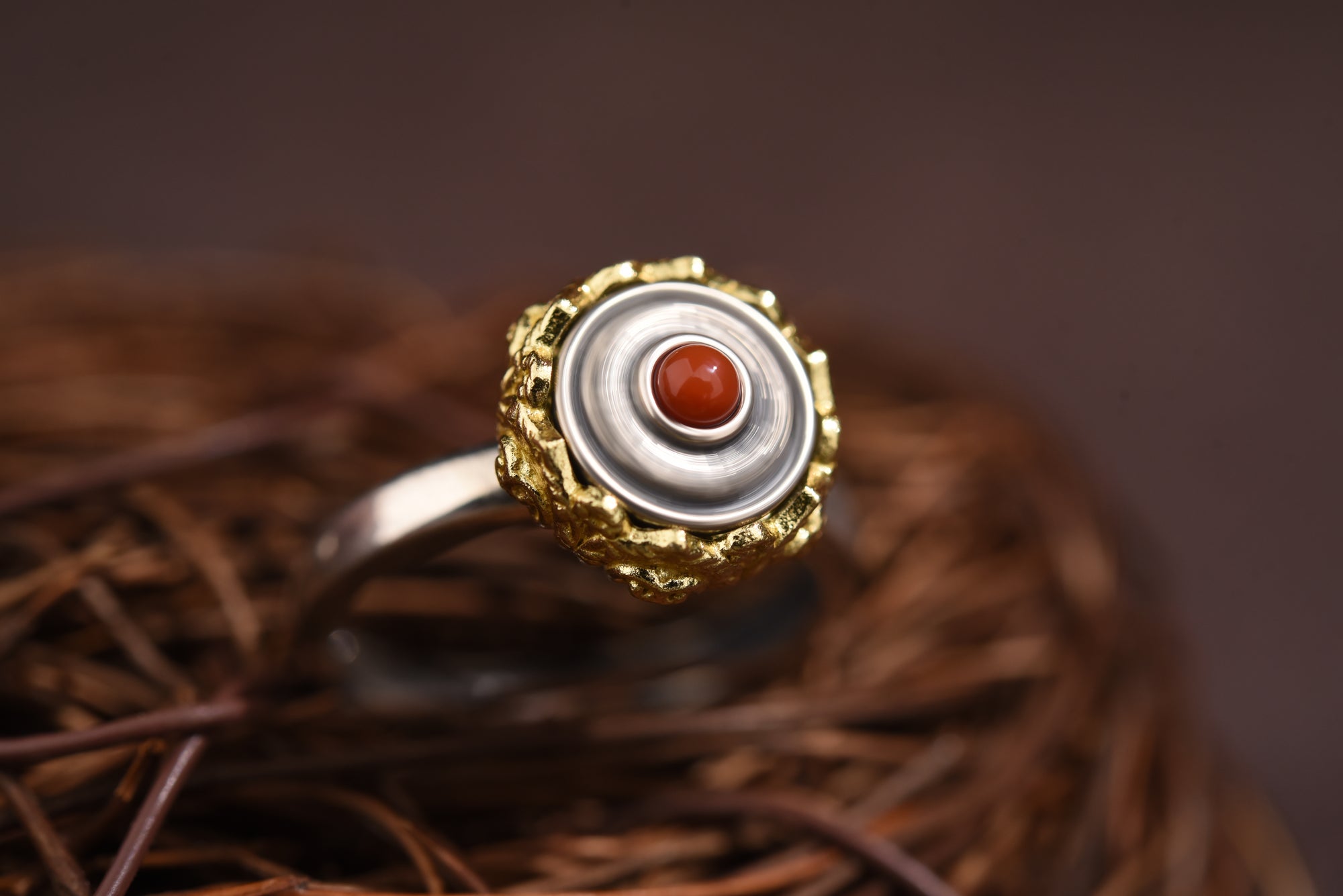 Tibetan Lotus Ring | 925 Silver, 24 k‑Plated Brass & Gem