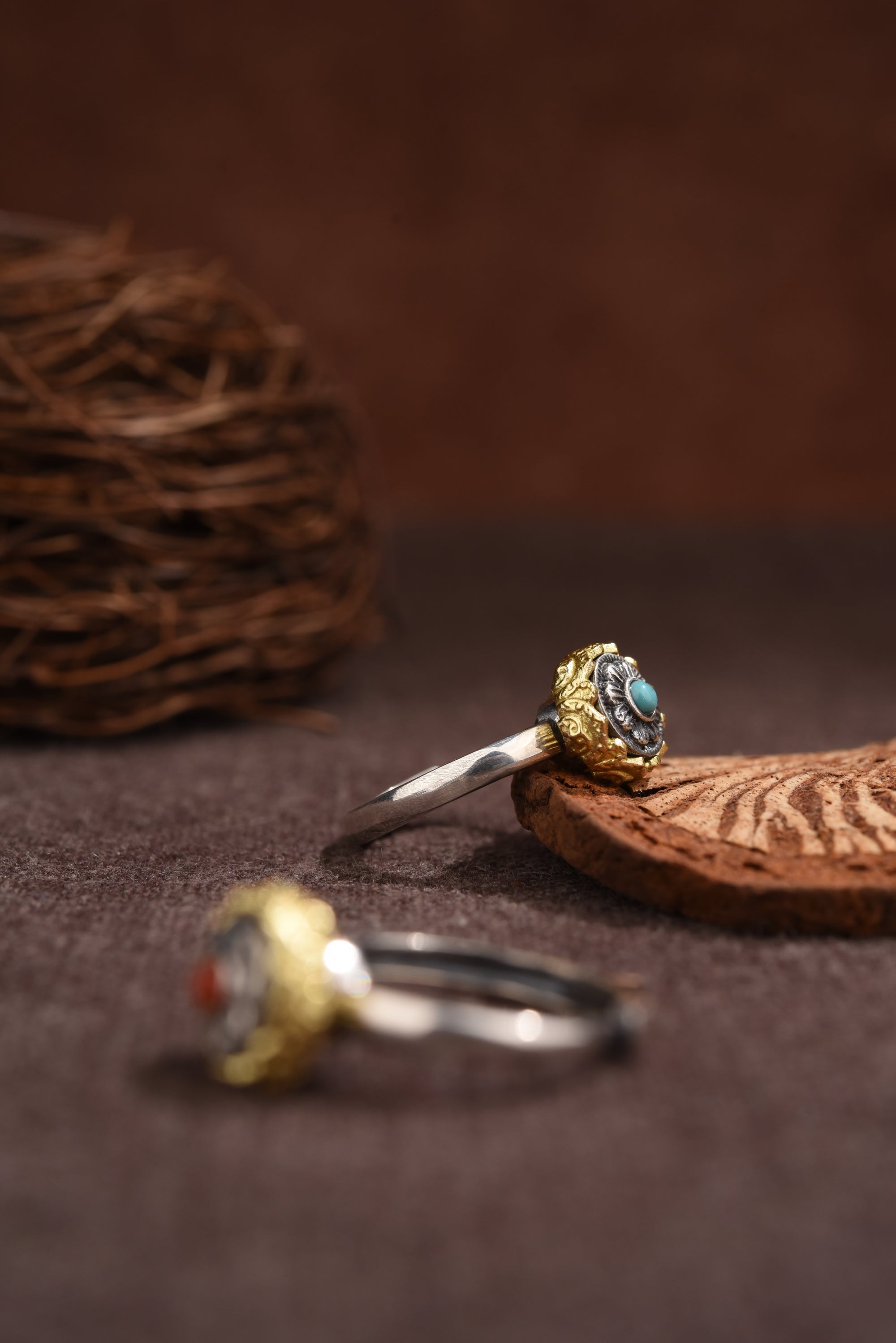 Tibetan Lotus Ring | 925 Silver, 24 k‑Plated Brass & Gem