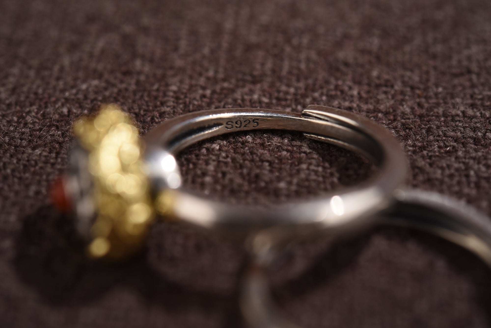 Tibetan Lotus Ring | 925 Silver, 24 k‑Plated Brass & Gem