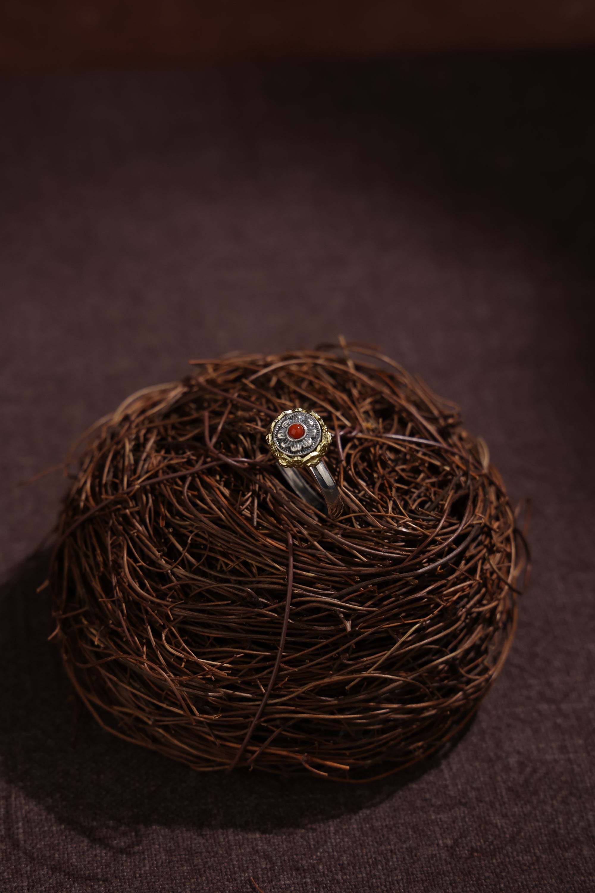 Tibetan Lotus Ring | 925 Silver, 24 k‑Plated Brass & Gem