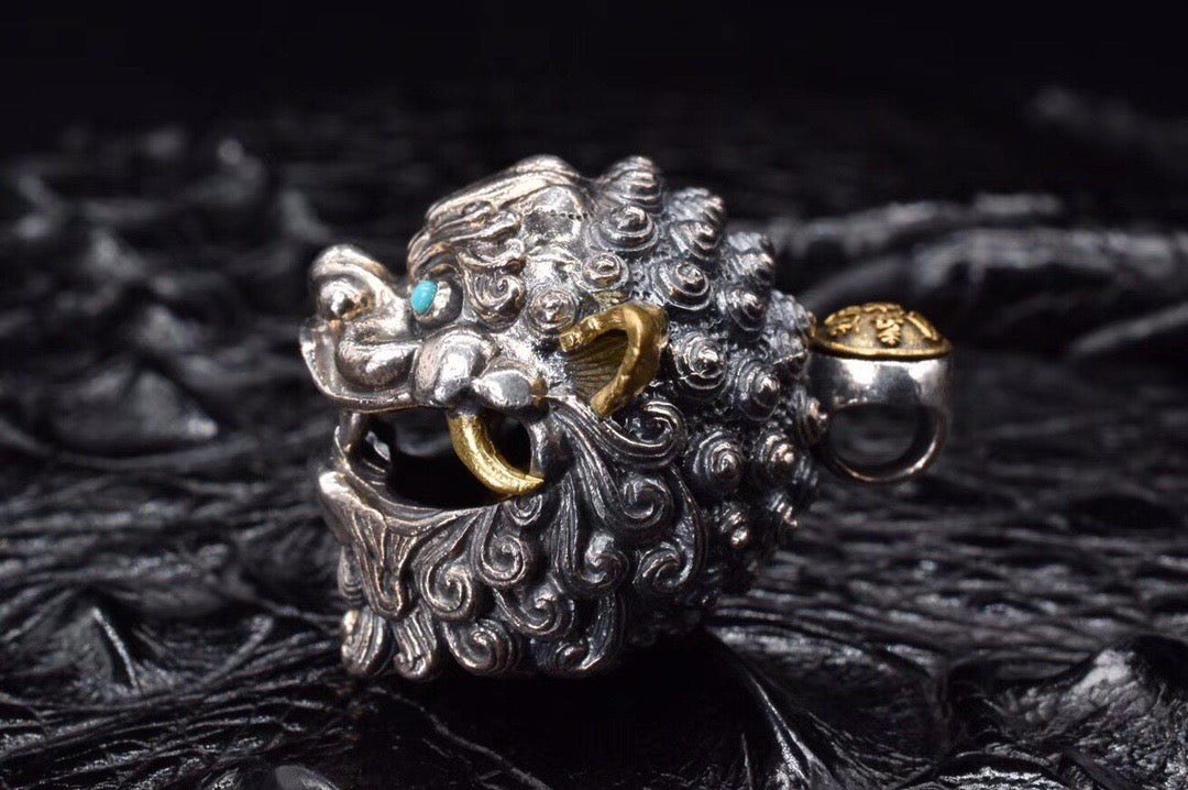 Tibetan Snow-Lion Guardian Pendant – Silver Bell & Feng-Shui Luck