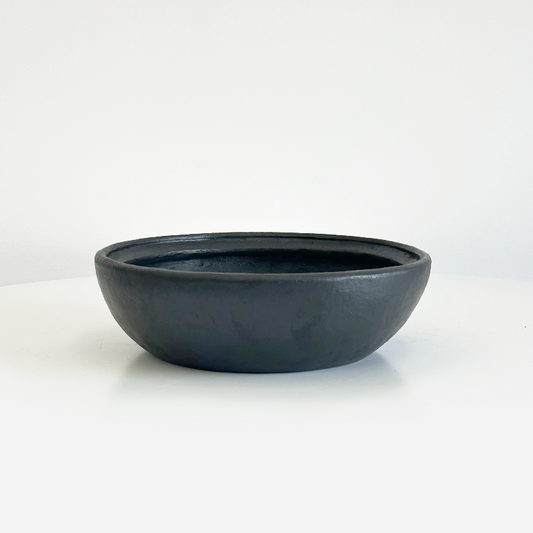 Tibetan Wood‑Fired Rimmed Bowl – 7.5 in Handmade