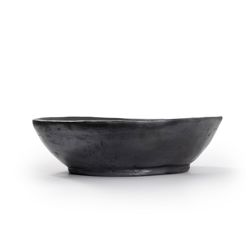 Tibetan Black Pottery Salad Bowl – Handmade 8‑in Rustic Dish