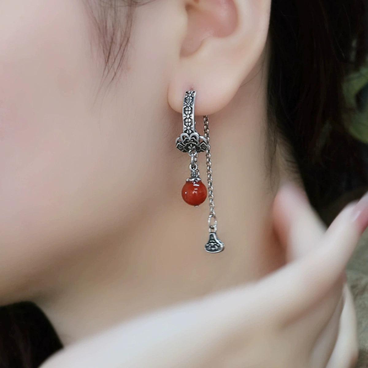 925 silver Tibetan long tassel Nanhong asymmetric earrings women's niche design high sense